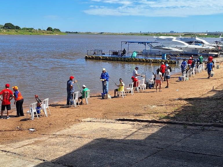 Una hermosa jornada se vivió en el Club Caza y Pesca con Olimpiadas Especiales Paraguay.