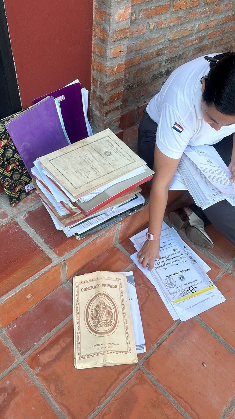 Documentos encontrados en la casa de verano del juez de Paz de Chaco'i.