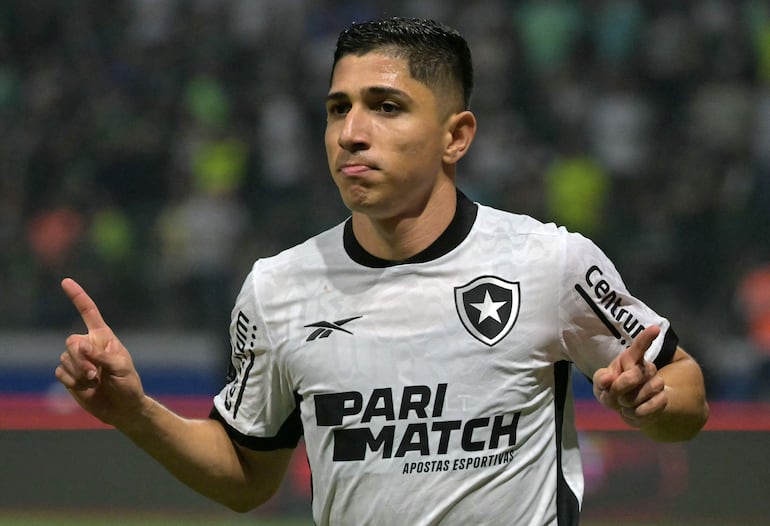 Jefferson Savarino, delantero venezolano del Botafogo.