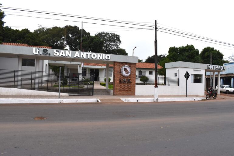 Una funcionaria de la Unidad Sanitaria San Antonio del IPS, ya se tomó este año 133 días de reposos hasta por enfermedades propias de un hombre como absceso de la próstata.