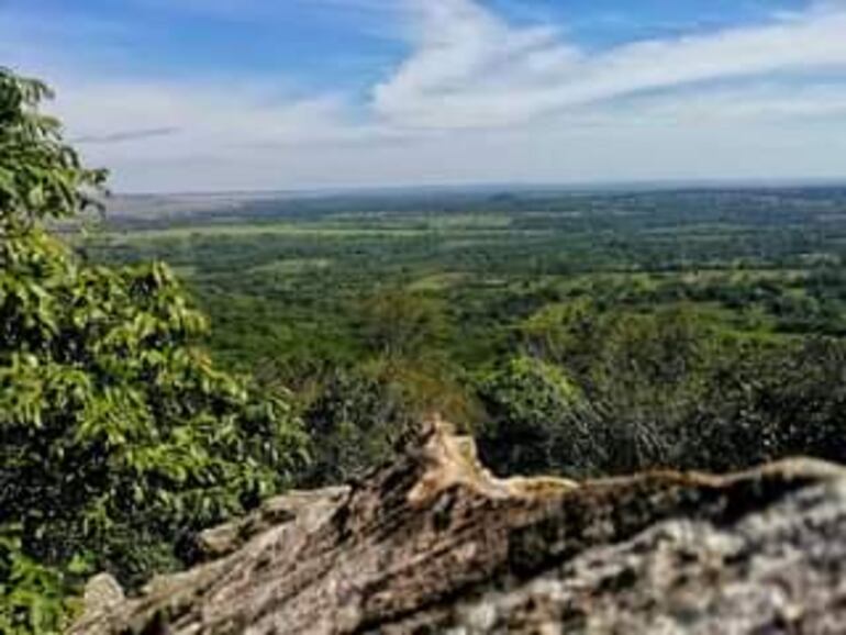 El Cerro Mbopi, de Quiindy, es un recurso natural que puede ser visitado. .