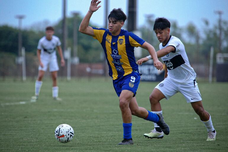 Los franjeados triunfaron ante Luqueño y ahora escoltan a los campeones