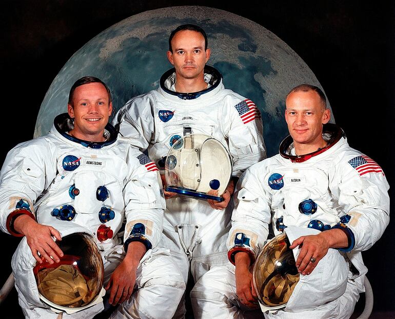 Los astronautas estadounidenses Neil Armstrong y Michael Collins y Edwin Aldrin (i a d), tripulantes del "Apolo 11", cohete que los transportó hacia la Luna, un viaje del que el próximo 21 de julio se cumple el 55 aniversario. EFE