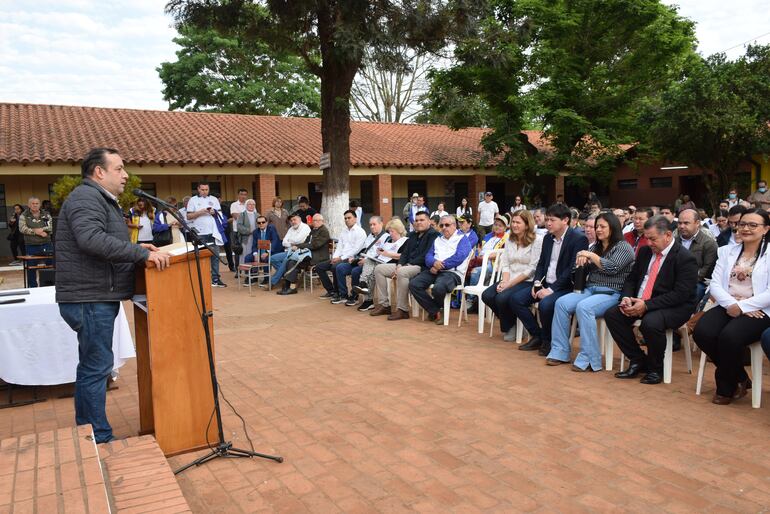 El diputado Avelino Dávalos leyó la resolución de la Cámara de Diputados por la cual se declara de interés nacional el proyecto "retribuyendo al pueblo".