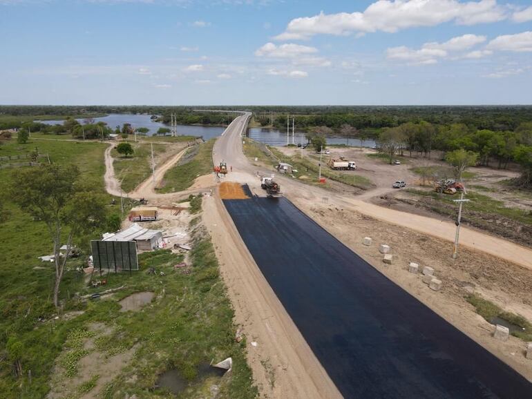 La ruta PY 19 será habilitada oficialmente. Los automovilistas ya podrán transitar sobre el nuevo trazado sin tener que usar el camino auxiliar.