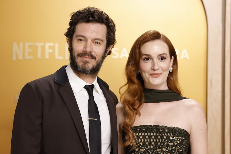 ¡Linda parejita de actores! Adam Brody y Leighton Meester en la alfombra roja de la 31ª edición anual de los Screen Actor Guild Awards en el Shrine Auditorium de Los Ángeles. (EFE/EPA/CAROLINE BREHMAN)
