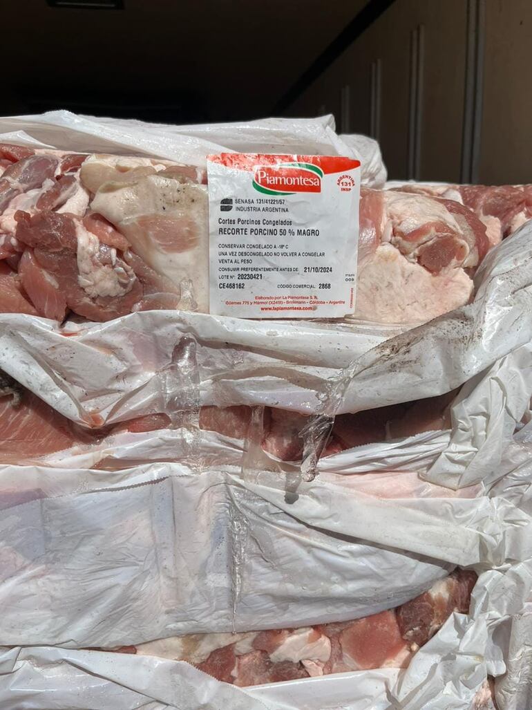 El etiquetado de la carne incautada indica que provendría de la provincia de Córdoba de Argentina. (gentileza).