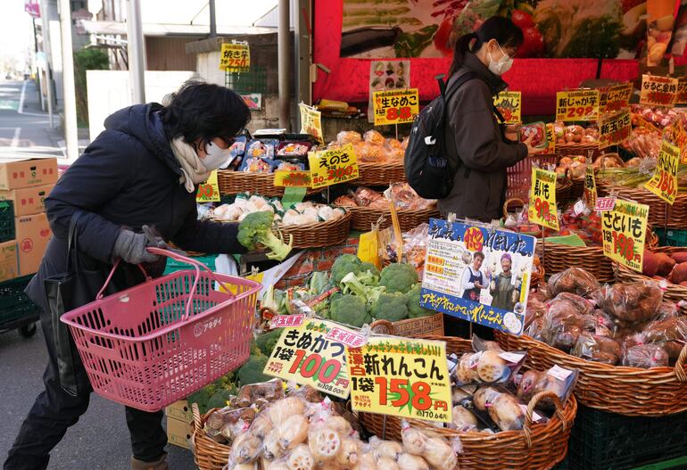 Japón y Corea del Sur alcanzan mínimos históricos en sus tasas de natalidad.