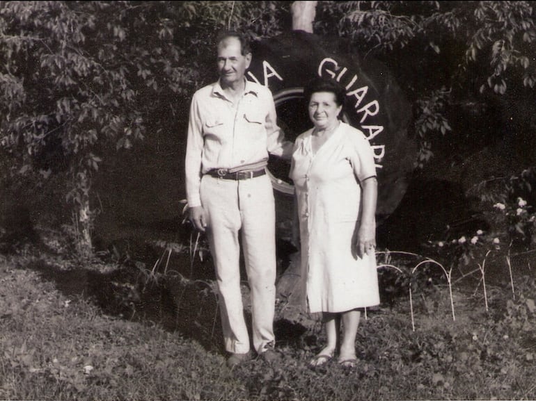 Don Federico Camilo Figueredo y doña Angela Nicora iniciaron la actividad agrícola/ganadera hace más de 50 años.