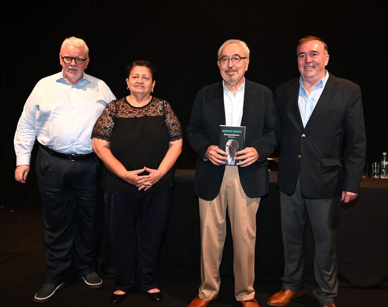 Conor McEnroy, Vidalia Sánchez, Dionisio Borda y Alfredo Boccia.