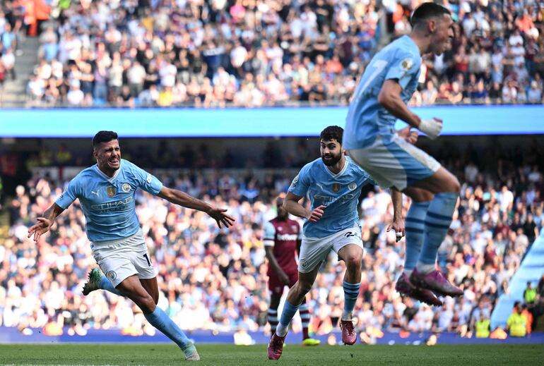 El Manchester City ganó su cuarta Premier League consecutiva.