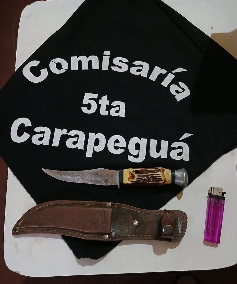 El arma blanca incautado del poder de un joven en  Carapeguá.