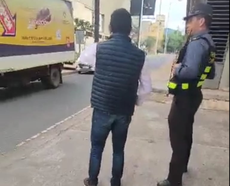 El director de la Policía Municipal de Tránsito de Asunción, Juan Villalba, denunció que la Patrulla Caminera realiza barreras "clandestinas" en la capital.