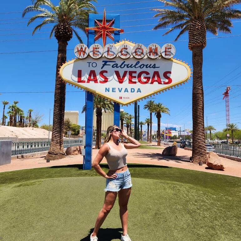 La exmodelo Gaby Mena cumplió su sueño de conocer Las Vegas. (Instagram/Gabriela Mena)