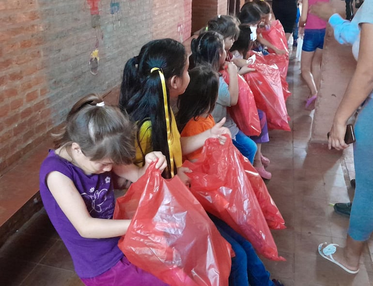 Niños del Centro Integral Carita Feliz.