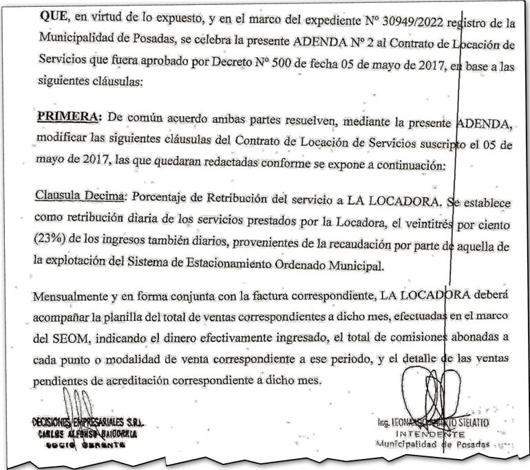 Contrato entre Alfonso Baigorria y la Municipalidad de Posadas, Argentina, donde por el servicio de estacionamiento tarifado, el empresario y su firma Decisiones Empresariales se quedan con el 23% del ingreso diario.