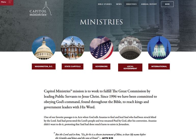 En su web, la ONG evangélica Capitol Ministries expone sus objetivos, uno de ellos, colocar a personas de su organización en puestos claves de gobiernos como el nuestro.