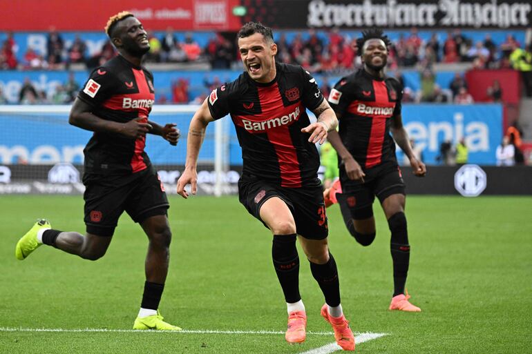 Leverkusen goleó al Werder Bremen y se consagró campeón de la Bundesliga