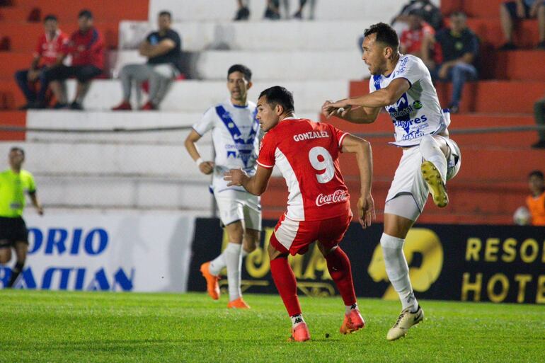 General Caballero y Ameliano juegan un partido clave en el Ka'arendy