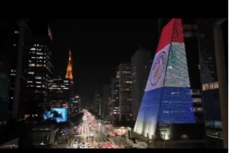 Homenaje del Consulado Paraguayo en Sao Paulo Brasil por la Independencia de Paraguay.