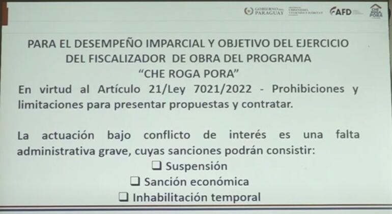 Captura del video de la capacitación a los fiscalizadores en el cual se reporta que en el programa Che Róga Porã se implementa principios de la Ley N° 7021 de Suministro y Contrataciones Públicas. No se precisó las condiciones ni se encontró al respecto en el reglamento vigente del programa (Resolución N° 1044).