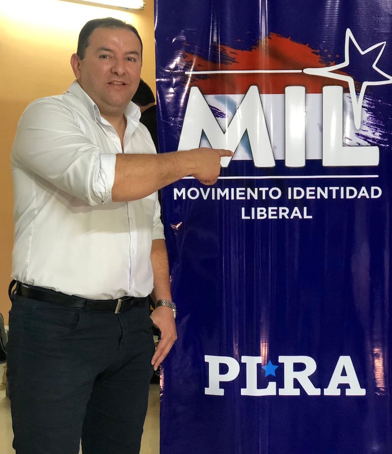 Acto de fundación del Movimiento Identidad Liberal del PLRA cuyo fundador es Líder Amarilla.