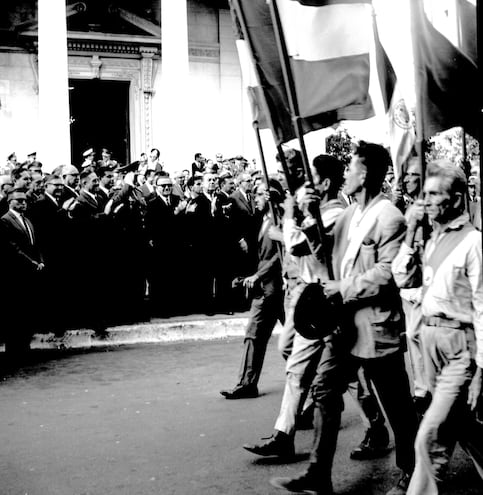 Desfile de excombatientes en homenaje a la victoria de Boquerón en 1968.