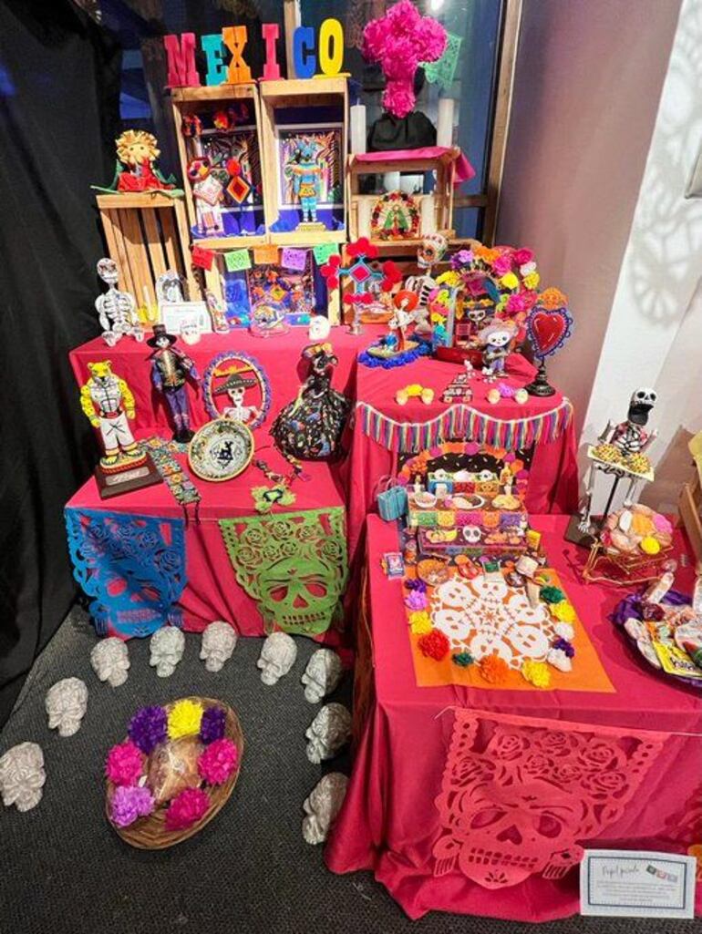 El Altar de Muertos es una de los elementos más representativos de esta tradicional celebración mexicana.