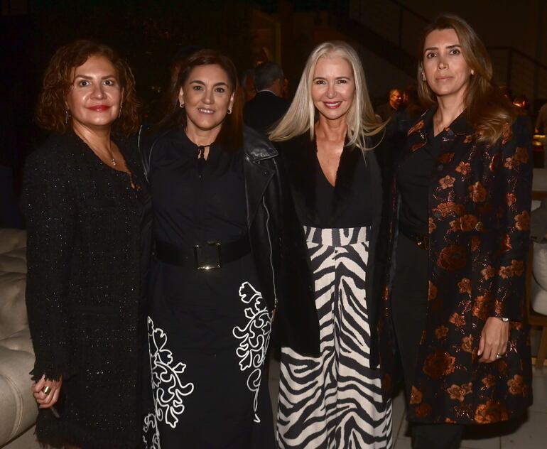 Griselda Cruset, Leticia Breglia, Vivian Bernardes y Rossana Firmin.