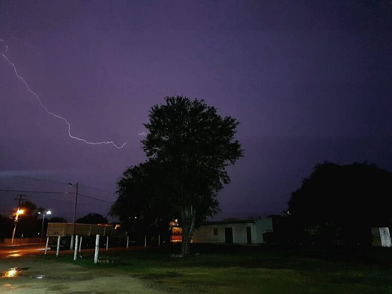 Lluvia en Carmelo Peralta.