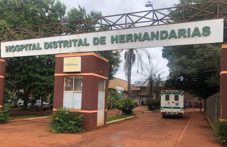 La denuncia refiere que el vehículo quedó estacionado al costado del Hospital Distrital de Hernandarias.