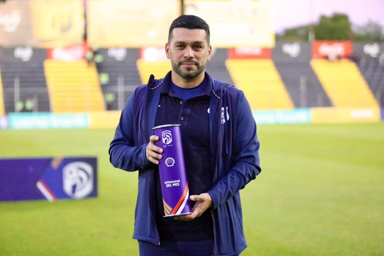 Felipe Giménez, entrenador del 2 de Mayo