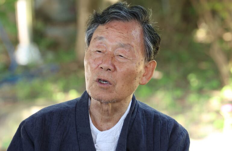 Han Seung-won, padre de Han Kang.