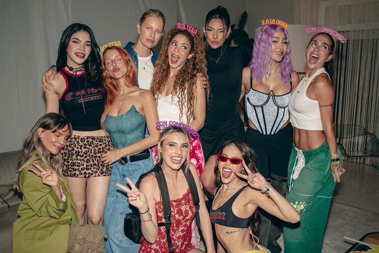 Shakira y sus amigas en la Noche de solteras en casa de Lele Pons.