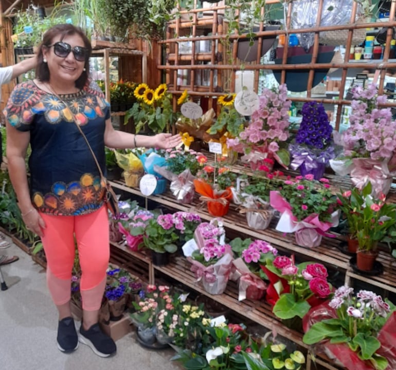 Edith Estigarribia, paciente con doble diagnóstico de cáncer de mama.