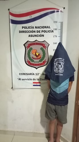 Uno de los adolescentes detenidos por el robo de una bicicleta estaba en violación de su arresto domiciliario.