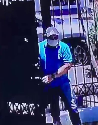 Captura de video donde se observa a uno de los delincuentes que robo una vivienda en el barrio Santa Librada, de San Lorenzo.