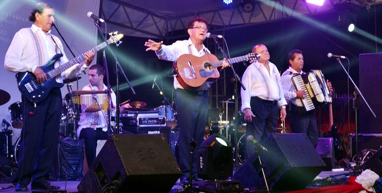 Néstor Damián Girett y los Misioneros es uno de los conjuntos que actuará en este festival.