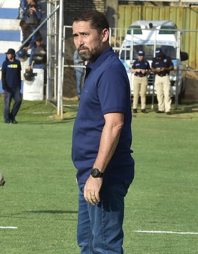 Gustavo Eliseo Morínigo (48 años), director técnico del Sportivo Luqueño.