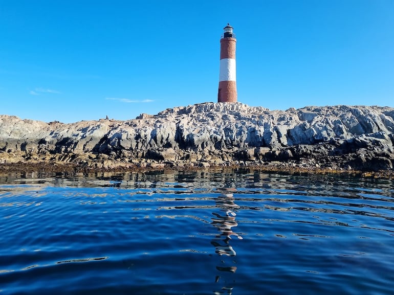 El faro Les Éclaireurs.