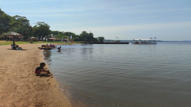 Empezaron los análisis de trabajo para la recuperación del Lago Ypacaraí