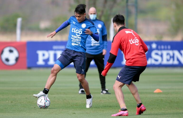 Arzamendia se perdió los dos primeros partidos de la Albirroja.