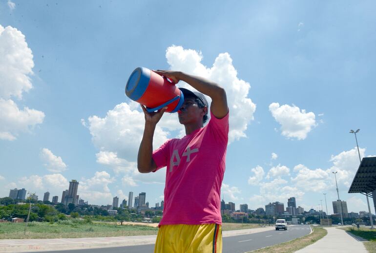 Es necesario tomar mucha agua, protegerse del sol y seguir ciertas instrucciones de los profesionales.