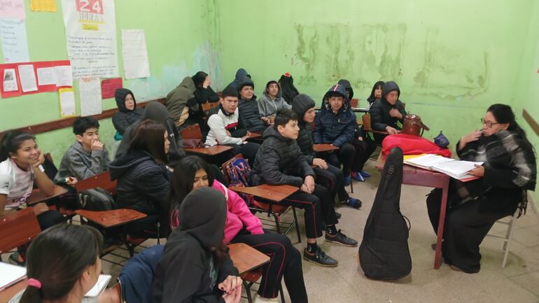 Esta mañana los alumnos del colegio Costa Alegre de Coronel Oviedo asistieron normalmente a clases.