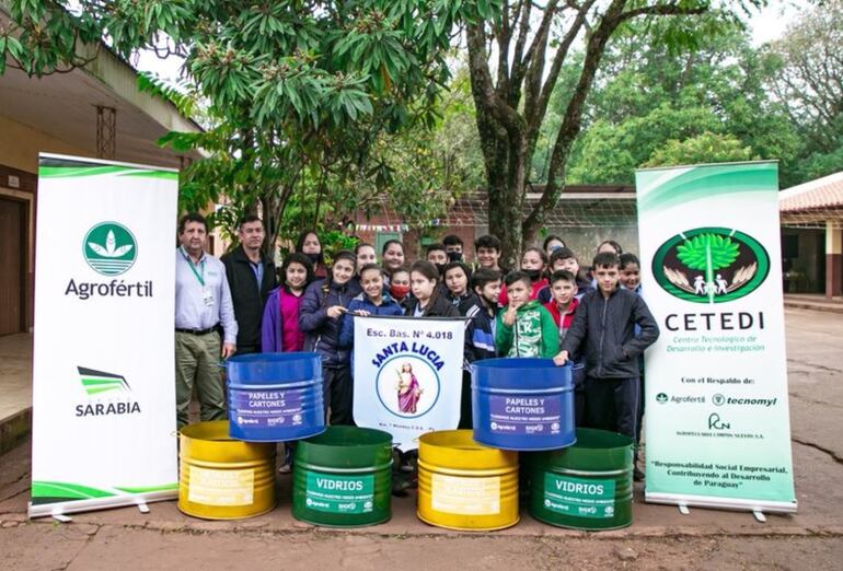 Los niños son los principales benefactores de los programas educativos del Grupo Sarabia.