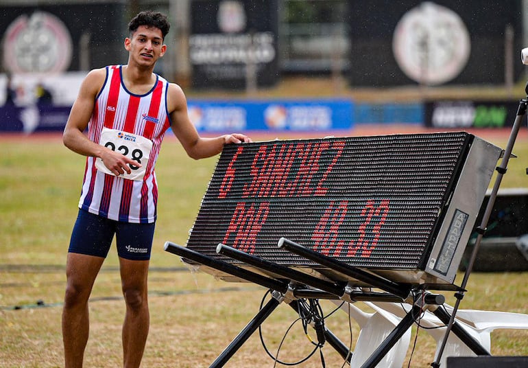 Jhumiler Sánchez, conquistó otro récord nacional en el Sudamericano.