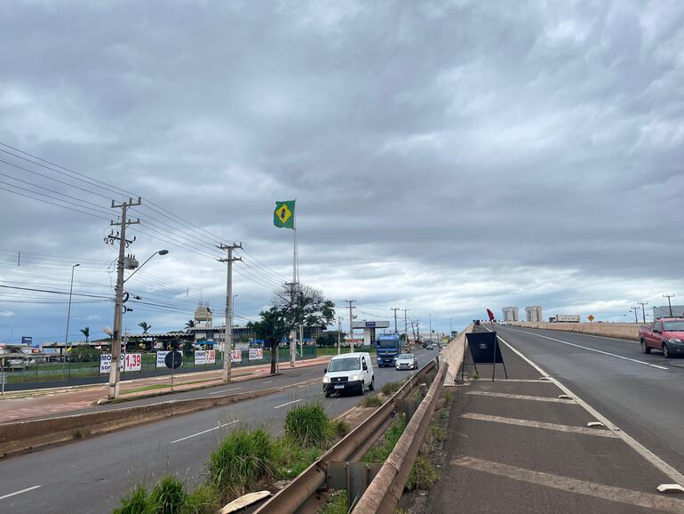 Zona donde quedó varado el bus con pasajeros paraguayos, en Brasil.