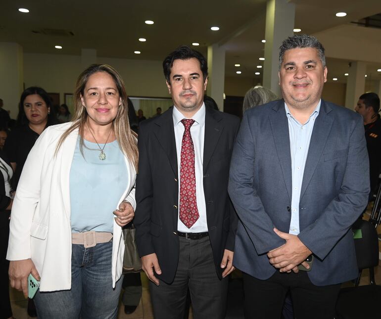 Liz Irala, Marcelo González y Carlos Gómez.