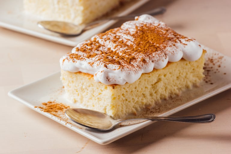 Torta tres leches.