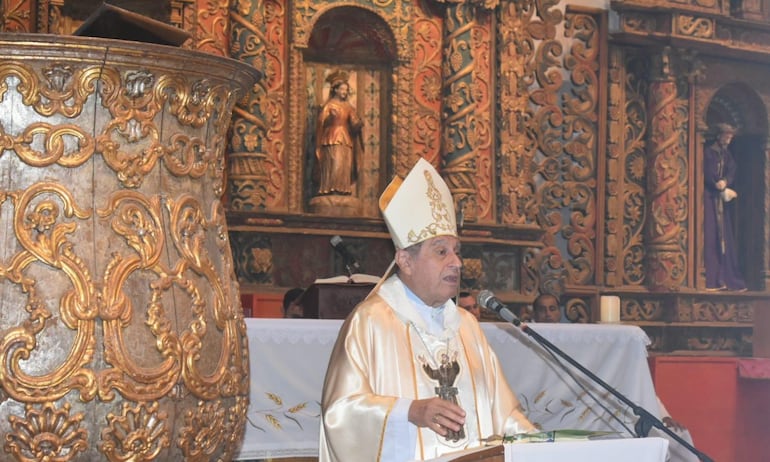 Monseñor Valenzuela presidió la santa misa.